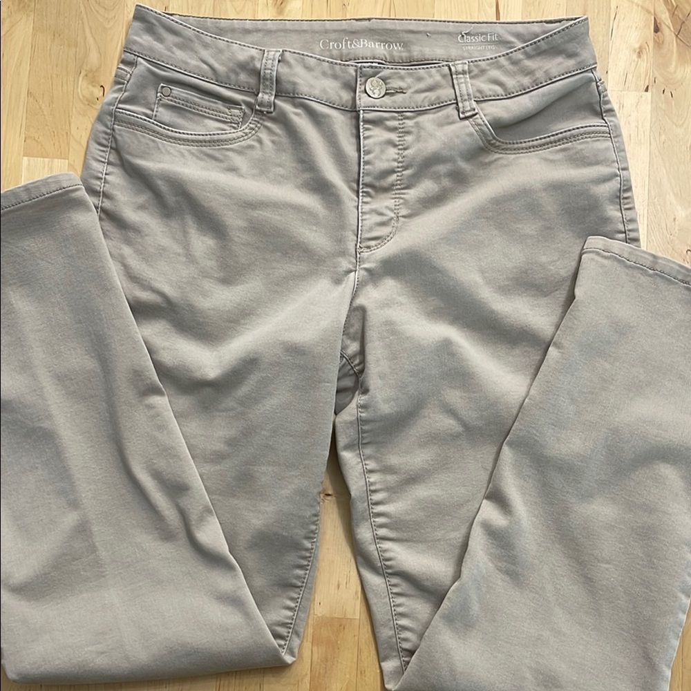 Croft & Barrow Stretch Khaki Pants WOMENS 8 Tan Classic Straight Leg 5-Pocket
